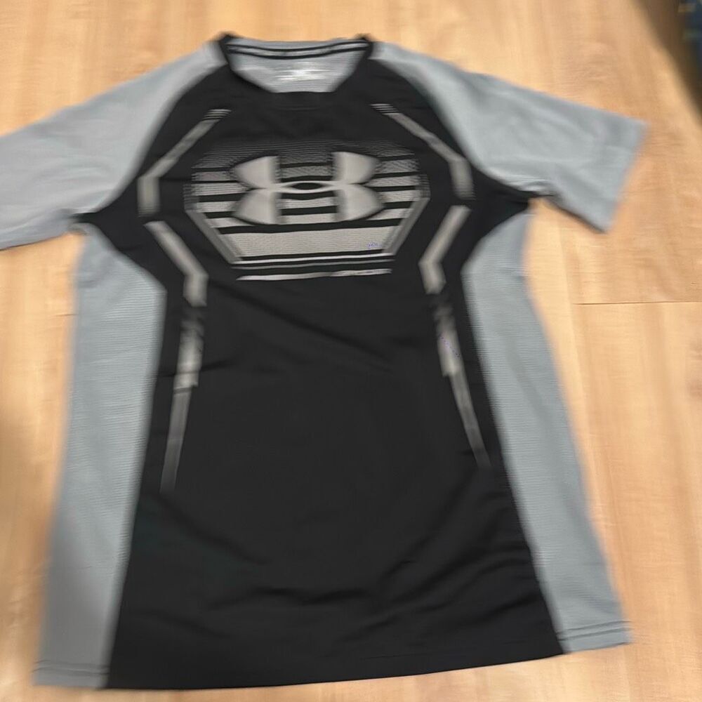 Under armor under armor heat guard mesh t-shirt size‎ youth xl